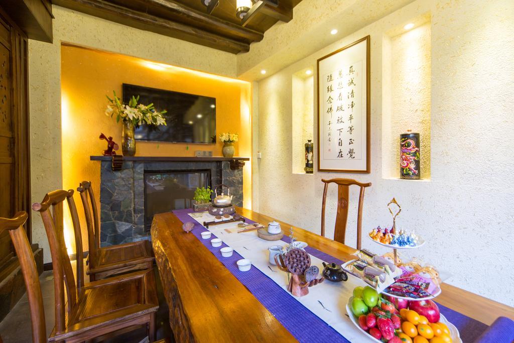 Lijiang Yuntian Palace Hotel Exterior foto