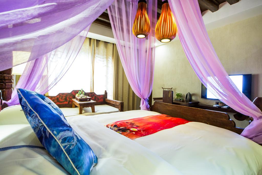 Lijiang Yuntian Palace Hotel Quarto foto